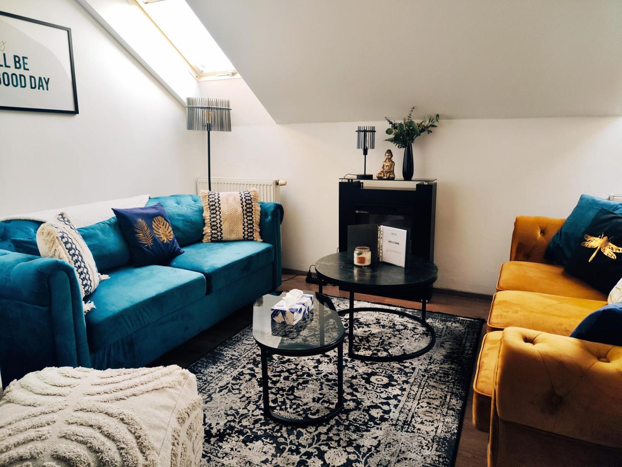 Spacious Flat & Parking Possibility, 3 Stops To Wenceslav Square Prag Eksteriør billede